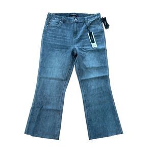 NWT Liverpool Hannah Crop Flare Kessler Gray Jeans Women 12/31 High Rise